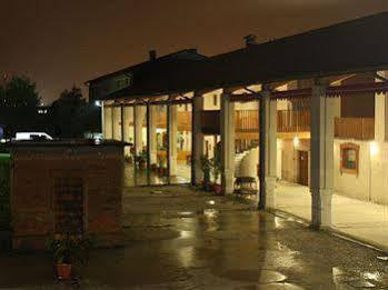 Cascina Maggia Pensionat Brescia Exteriör bild