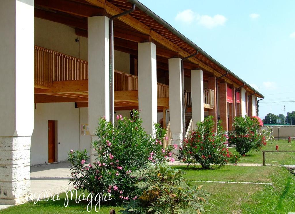 Cascina Maggia Pensionat Brescia Exteriör bild