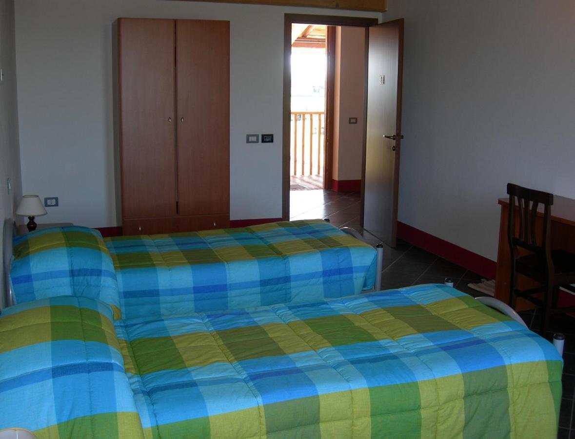 Cascina Maggia Pensionat Brescia Rum bild